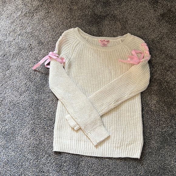 Adorable - Picture 1 of 1